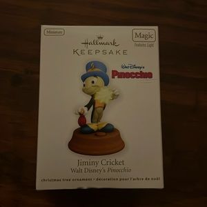 Hallmark keepsake jiminy cricket pinoccchio